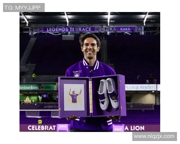 足球明星赛卡卡领衔豪华阵容激情碰撞展现足球魅力与友谊精神